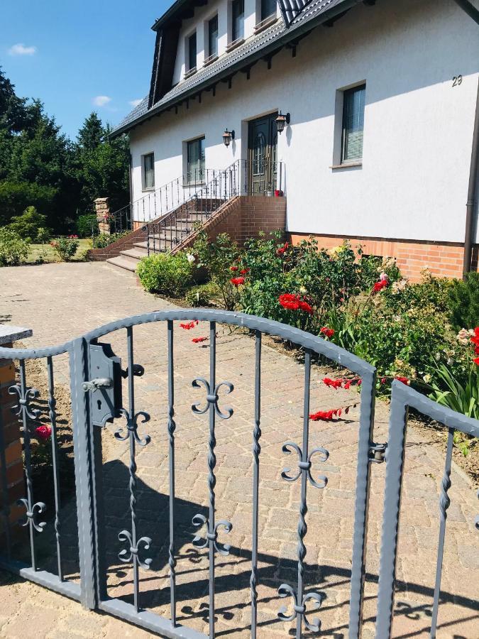 Grosses Ferienzimmer Uckermark Casekow Luaran gambar